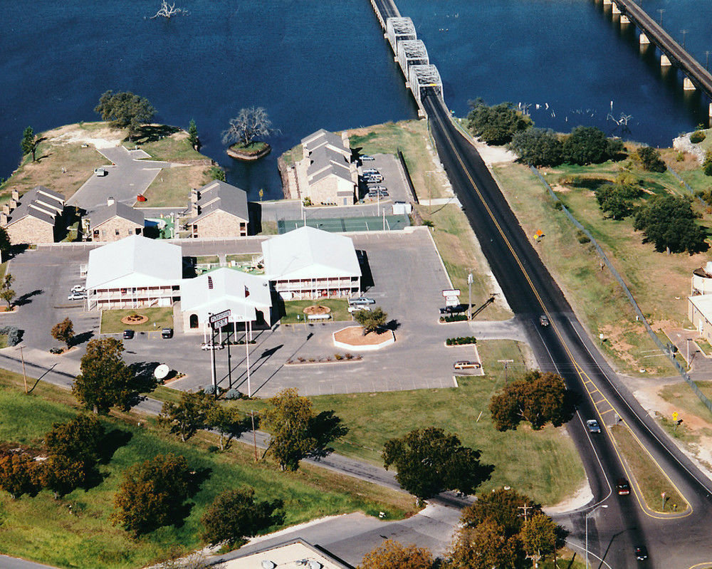 Lake View Inn グランベリー エクステリア 写真